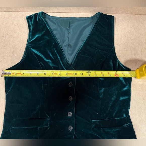 NWOT Emerald Green Velvet Women's Vest - Picture 6 of 7
